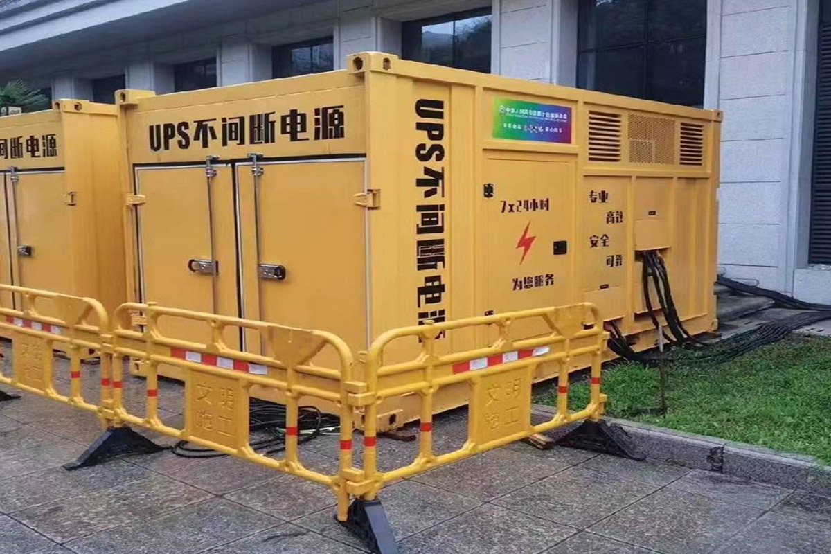 兴庆发电机租赁施工现场